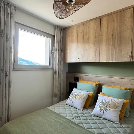아파트 Superbe T2 Renove, Climatise, Parking, Balcon - Vue Et Montagnes - Fr-1-555-116 *